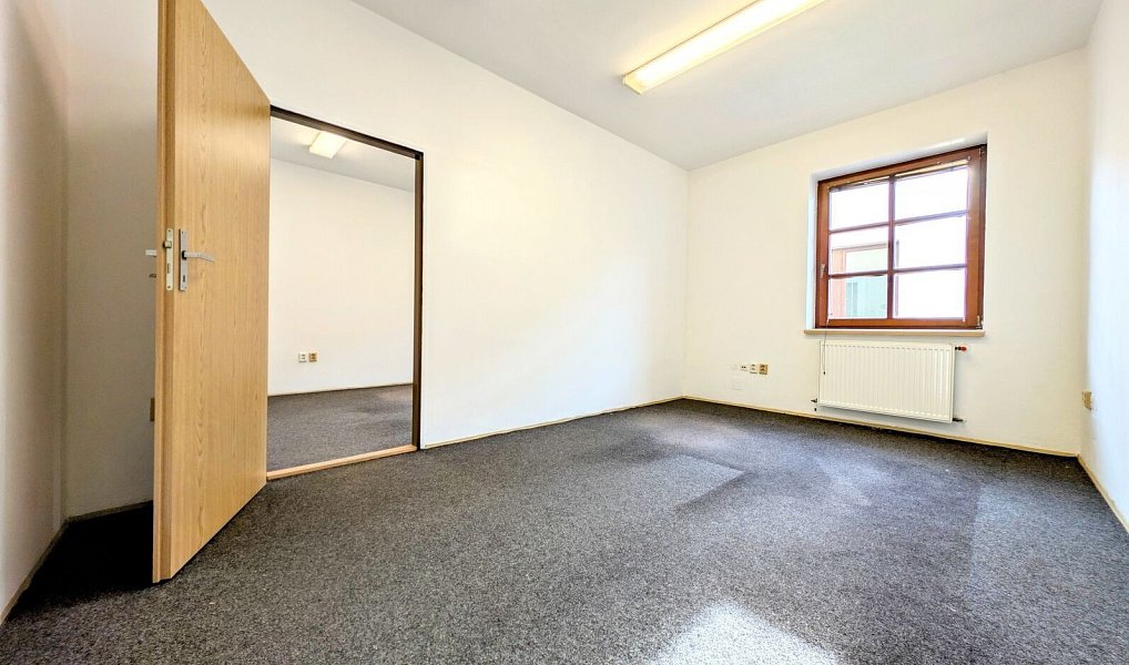 Pronájem kanceláře 20 m², Havlíčkův Brod – náhled fotky 3