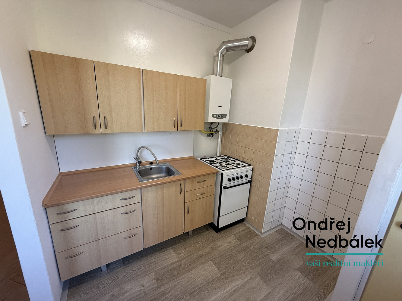 Pronájem bytu 3+1 56 m² – fotografie 2