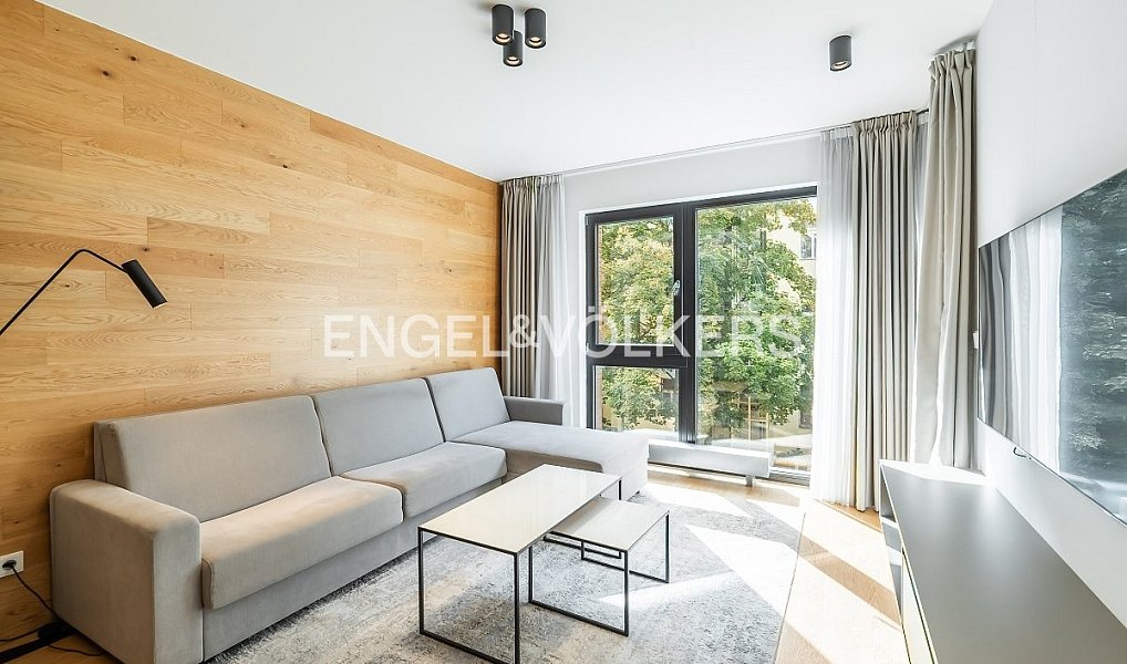 Prodej bytu 2+kk 68 m², Praha – náhled fotky 2