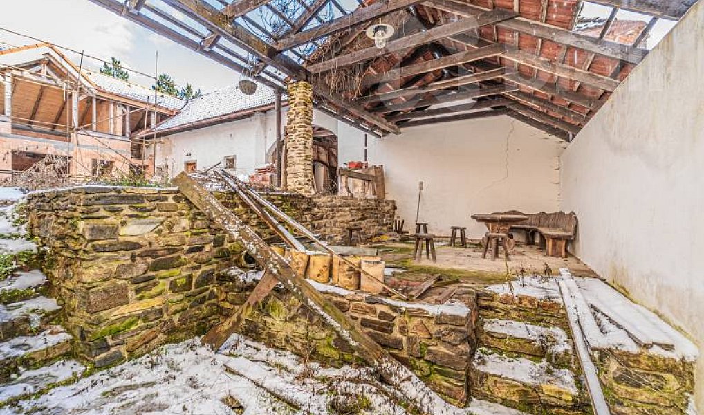 Prodej domu 1 947 m² s pozemkem 24 277 m², Žihobce – náhled fotky 16