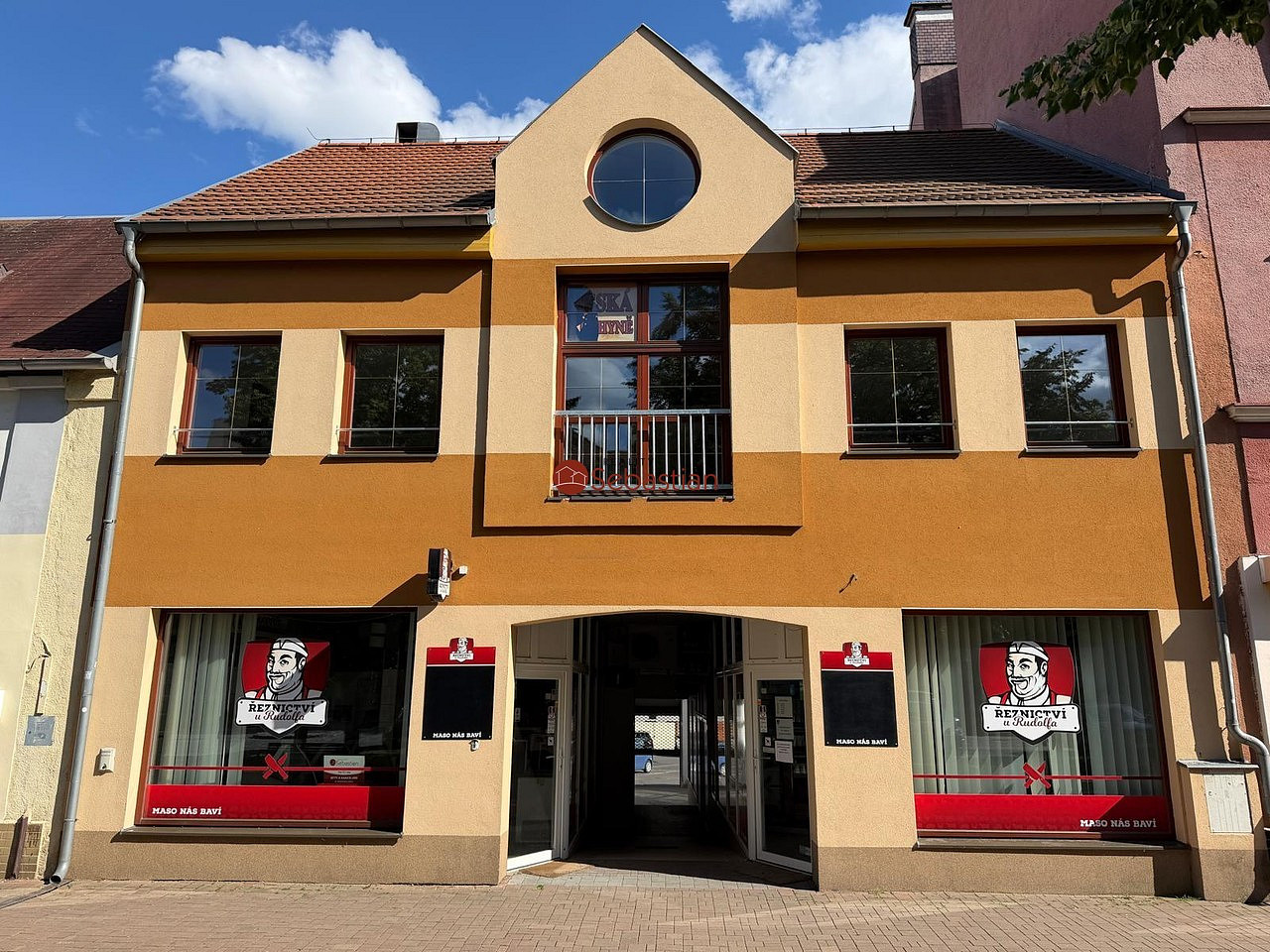 Pronájem obchodních prostor 33 m²