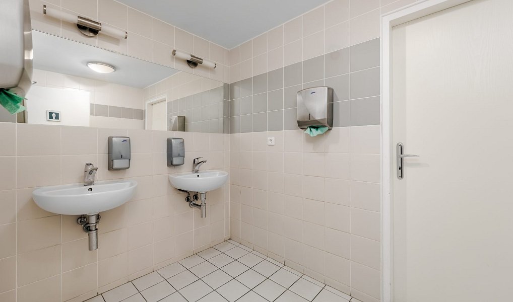 Pronájem kanceláře 240 m², Horoměřice – náhled fotky 9