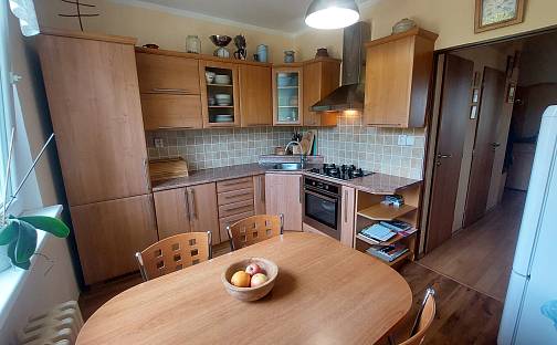 Prodej bytu 3+1 76 m², Granátová, Turnov, okres Semily