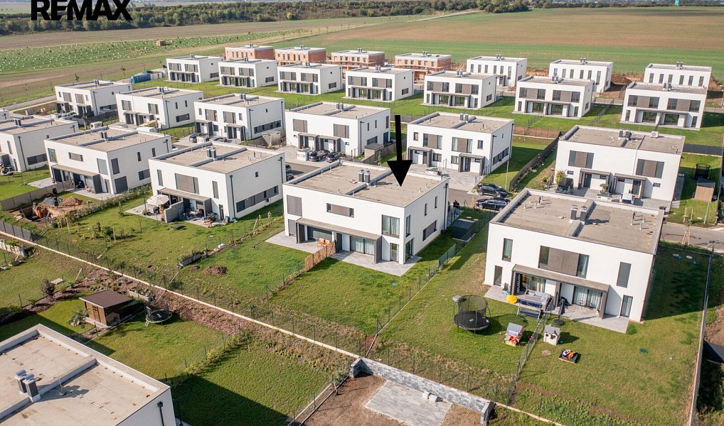Pronájem domu 161 m² s pozemkem 403 m², Praha – náhled fotky 4