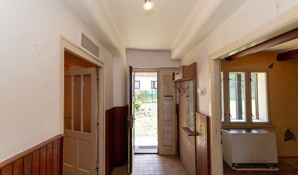 Prodej domu 131 m² s pozemkem 699 m², Sloveč – náhled fotky 7