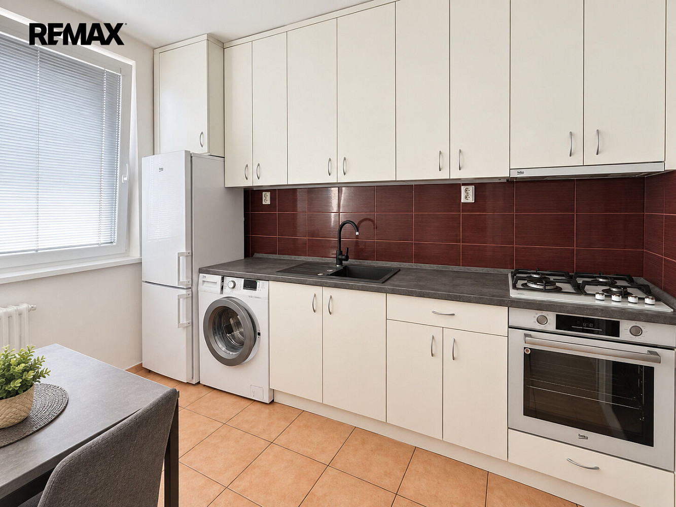 Pronájem bytu 2+1 42 m²