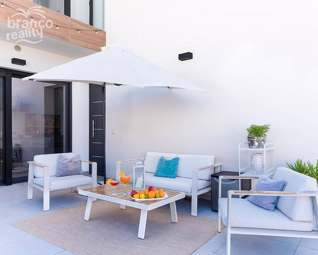 Prodej domu 160 m² s pozemkem 240 m² – pohled 2