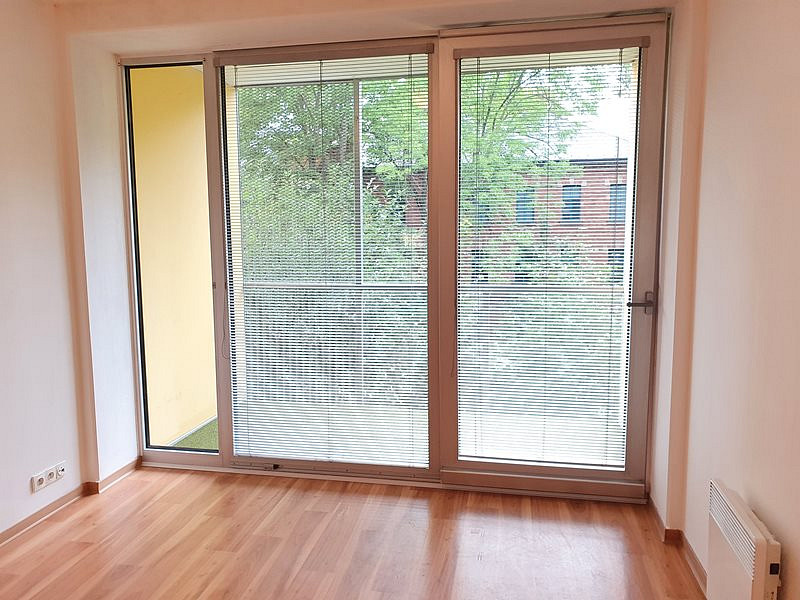 Pronájem bytu 1+kk 30 m² – pohled 4