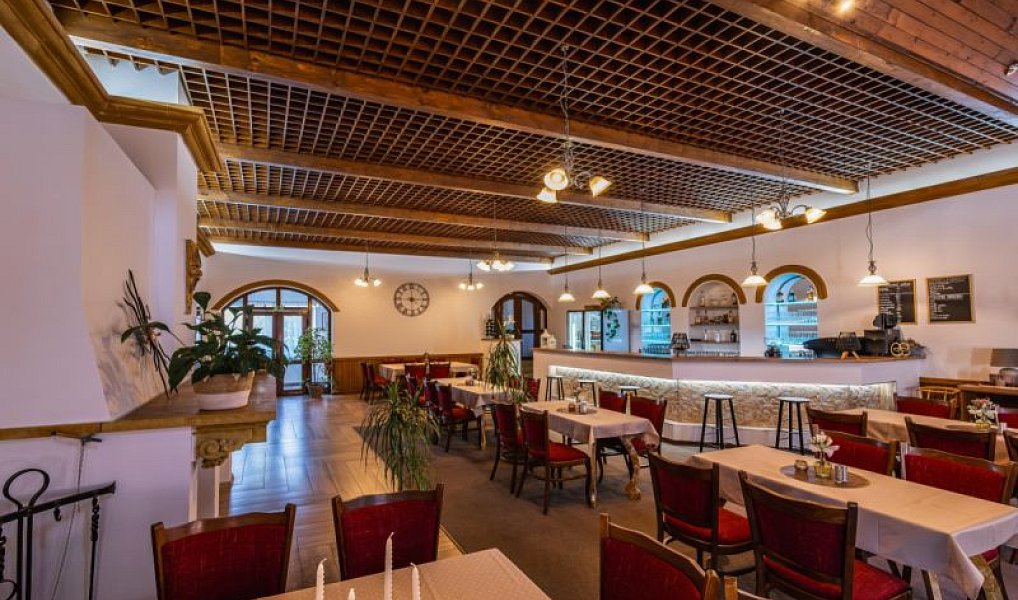 Pronájem restaurace 150 m², Opočno – náhled fotky 18