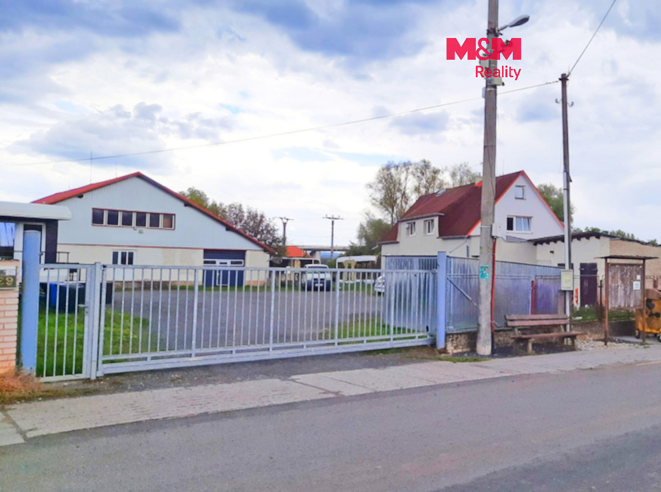Pronájem skladovacích prostor 200 m²