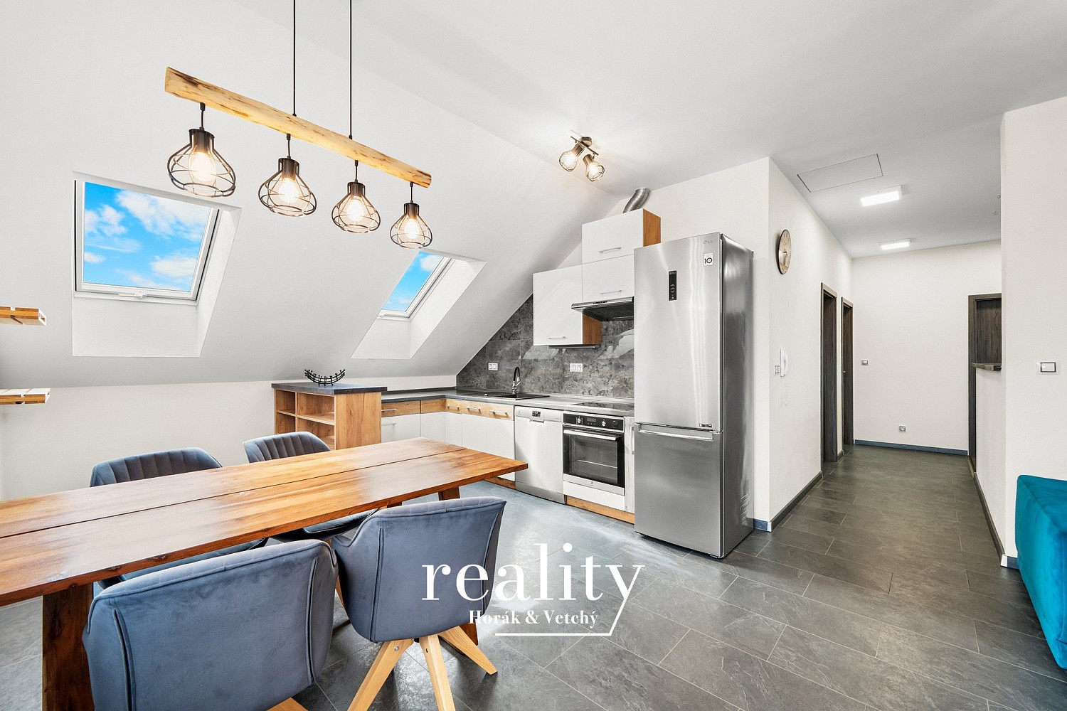 Prodej bytu 3+kk 76 m² – pohled 6