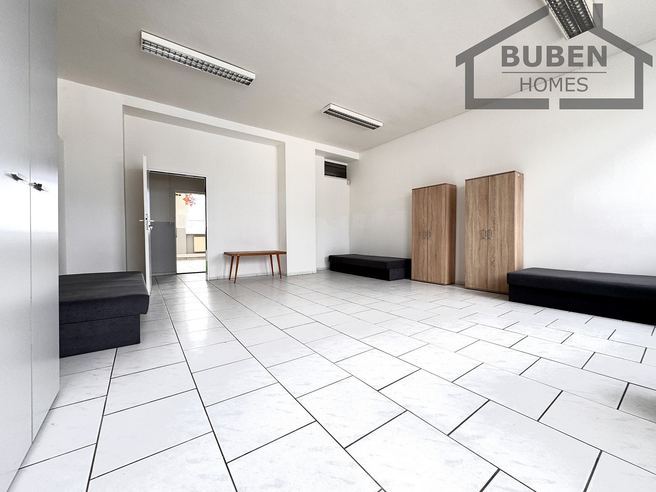 Pronájem skladovacích prostor 710 m² – fotografie 5