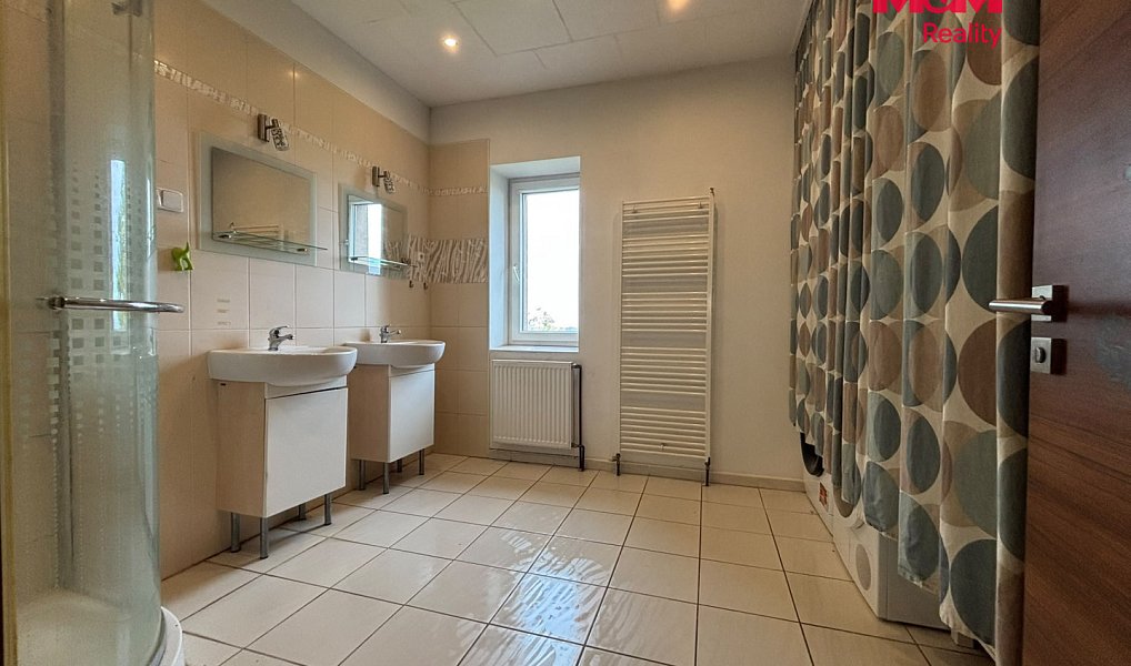 Prodej domu 210 m² s pozemkem 598 m², Výsluní – náhled fotky 26