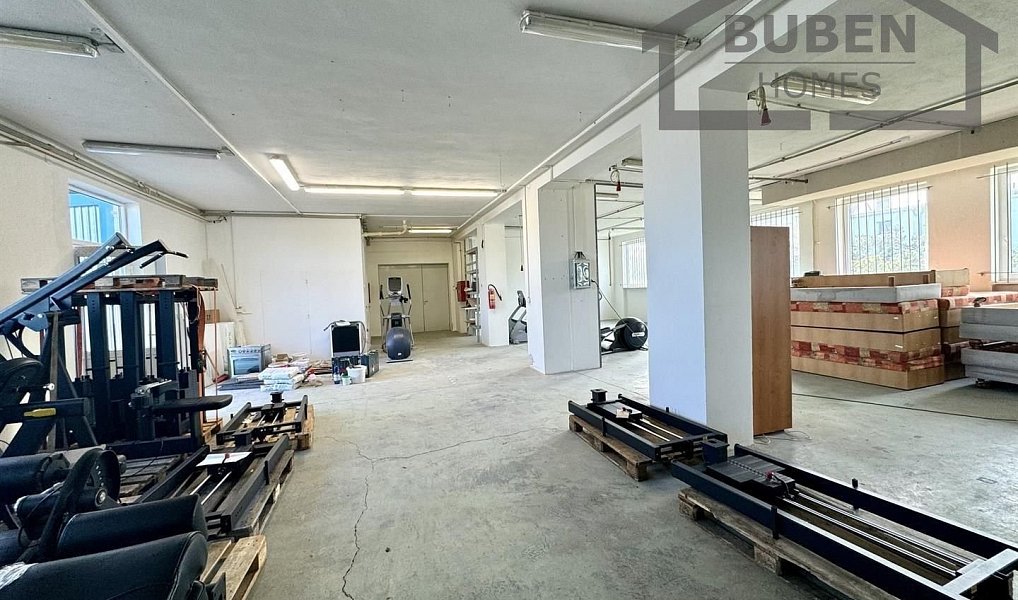 Pronájem skladovacích prostor 710 m², Planá – náhled fotky 17