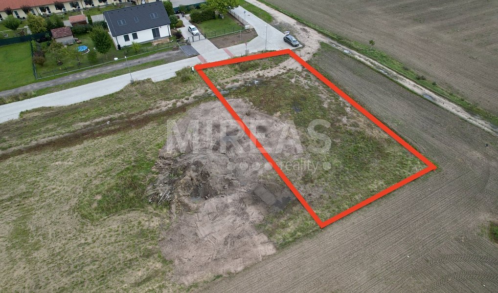 Prodej stavebního pozemku 991 m², Hořátev – náhled fotky 2