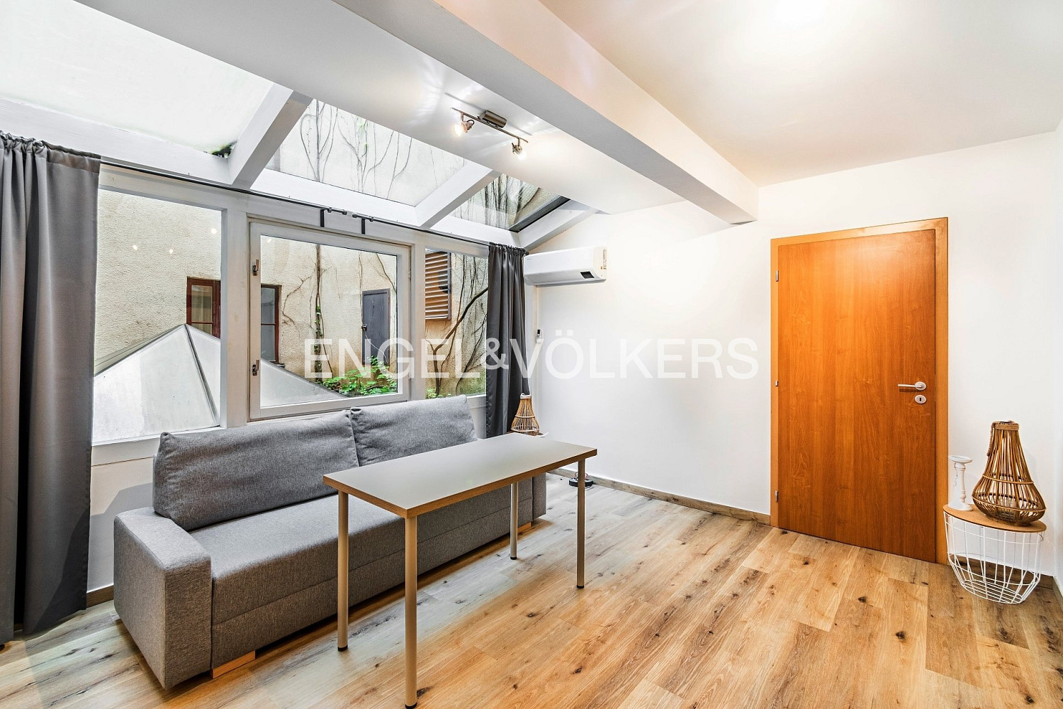 Pronájem bytu 2+kk 62 m²