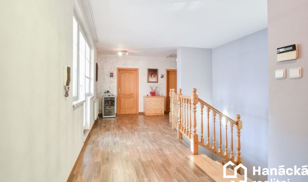Prodej domu 269 m² s pozemkem 939 m², Olomouc – náhled fotky 17