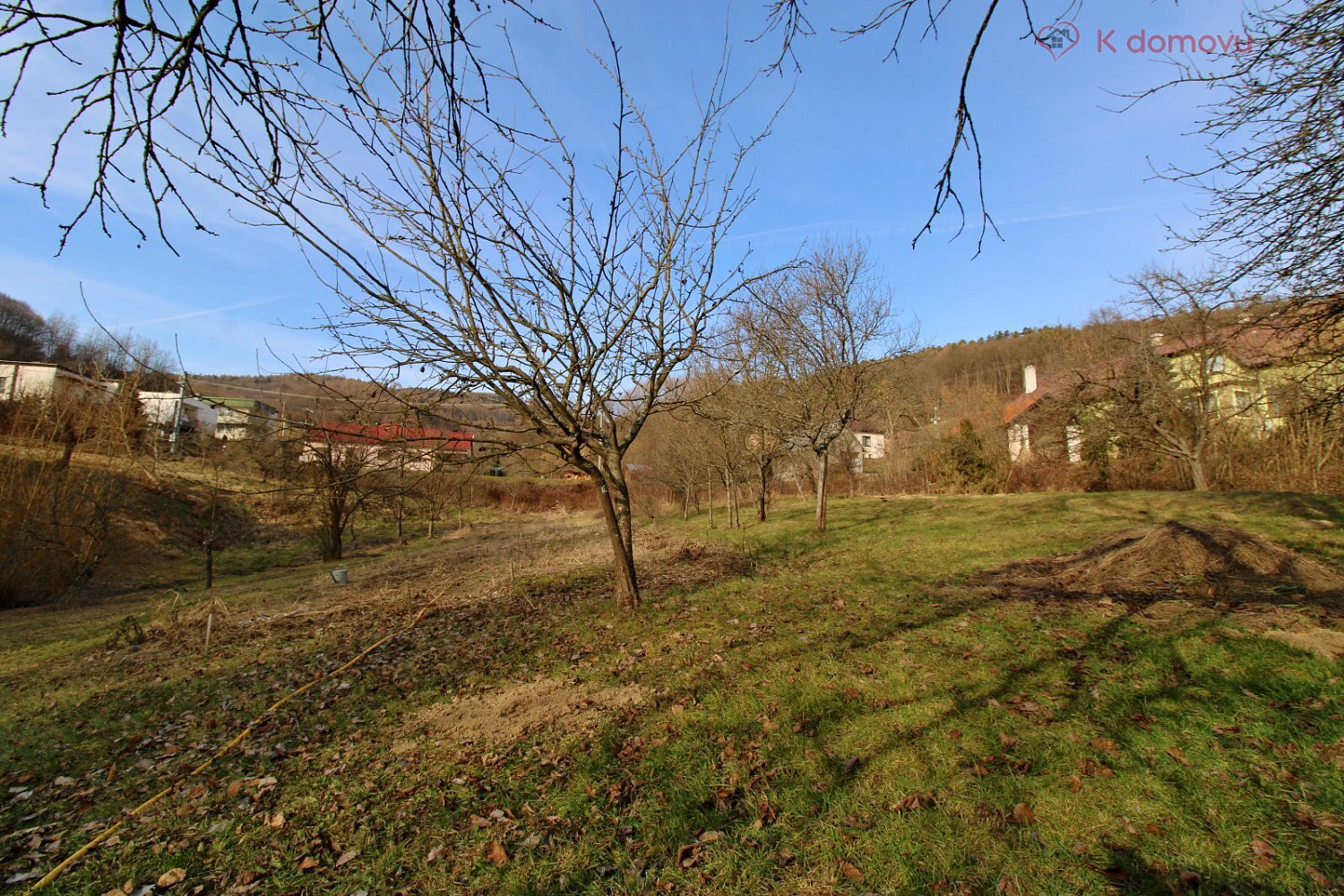 Prodej stavebního pozemku 2 066 m² – fotografie 3