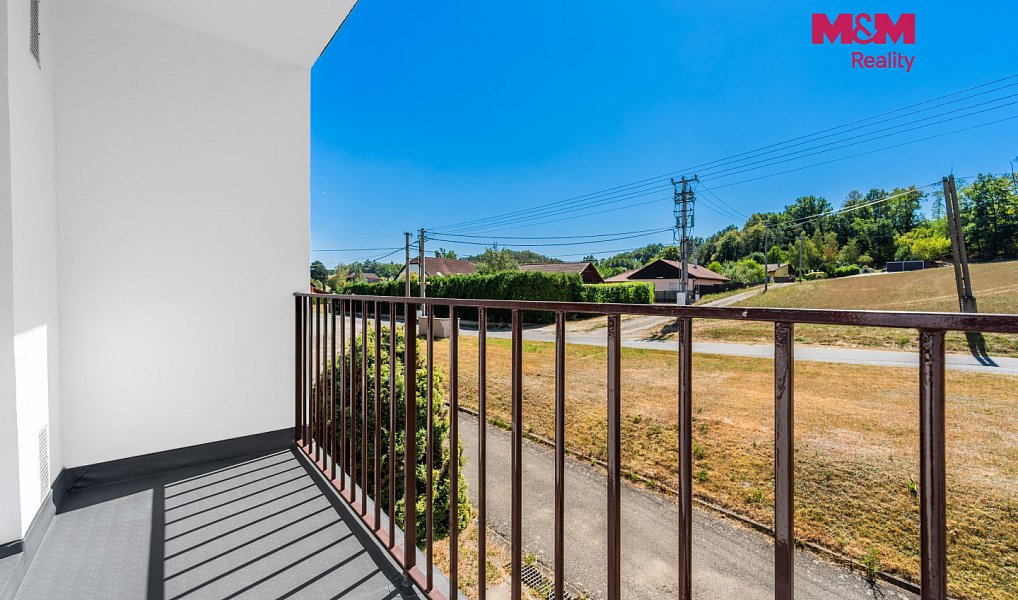 Prodej bytu 4+1 80 m², Jesenice – náhled fotky 7