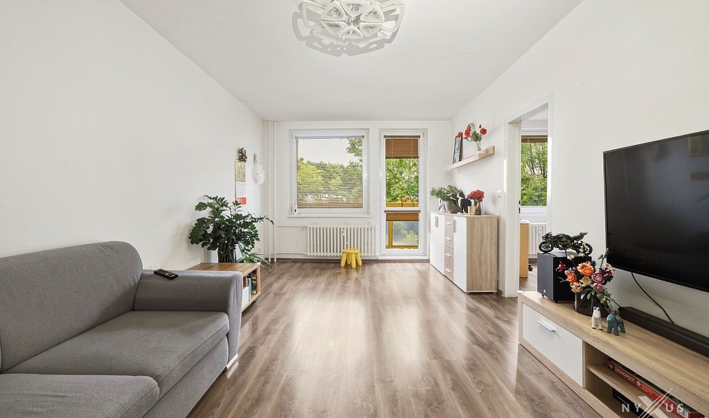 Prodej bytu 4+1 88 m², Praha – náhled fotky 2