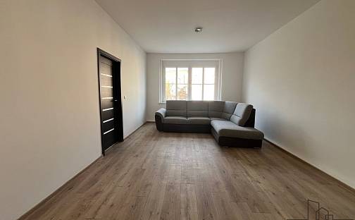Pronájem bytu 2+1 68 m², Poštovní náměstí, Kladno