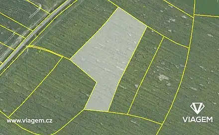 Prodej pole 3 017 m², Zásmuky, okres Kolín