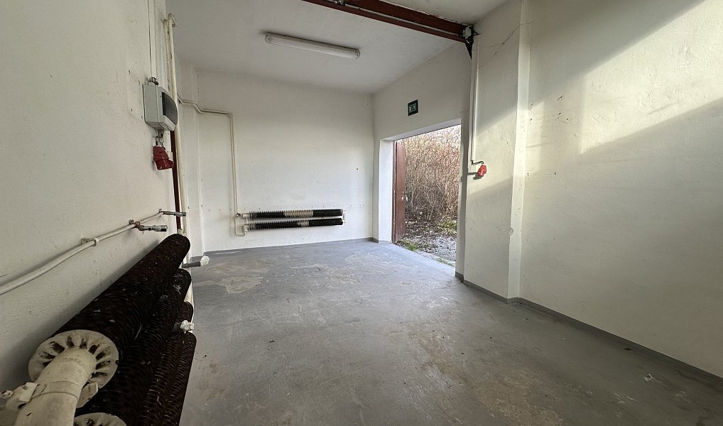 Pronájem kanceláře 200 m², Beroun – náhled fotky 6