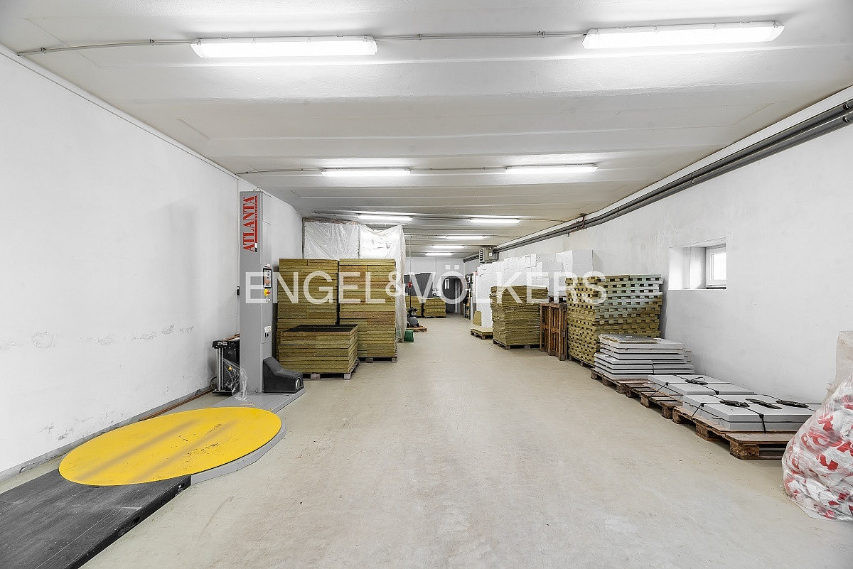 Pronájem kanceláře 3 032 m² – fotografie 5