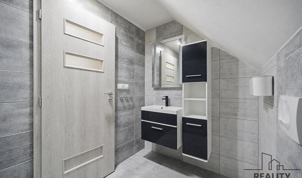 Prodej domu 170 m² s pozemkem 378 m², Smiřice – náhled fotky 16