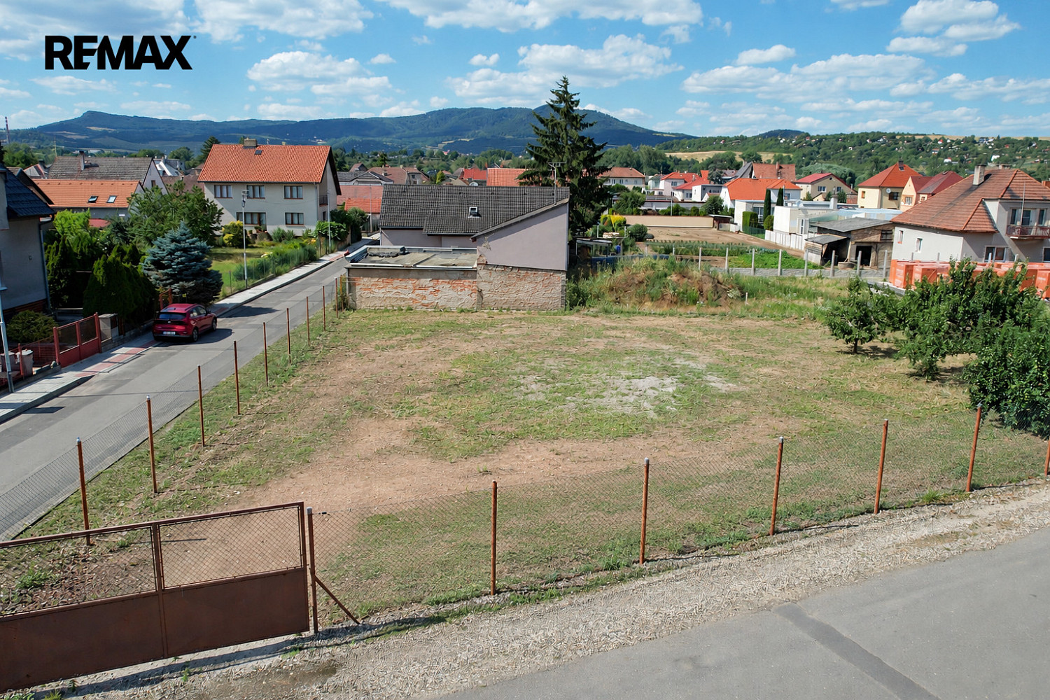 Prodej stavebního pozemku 849 m²