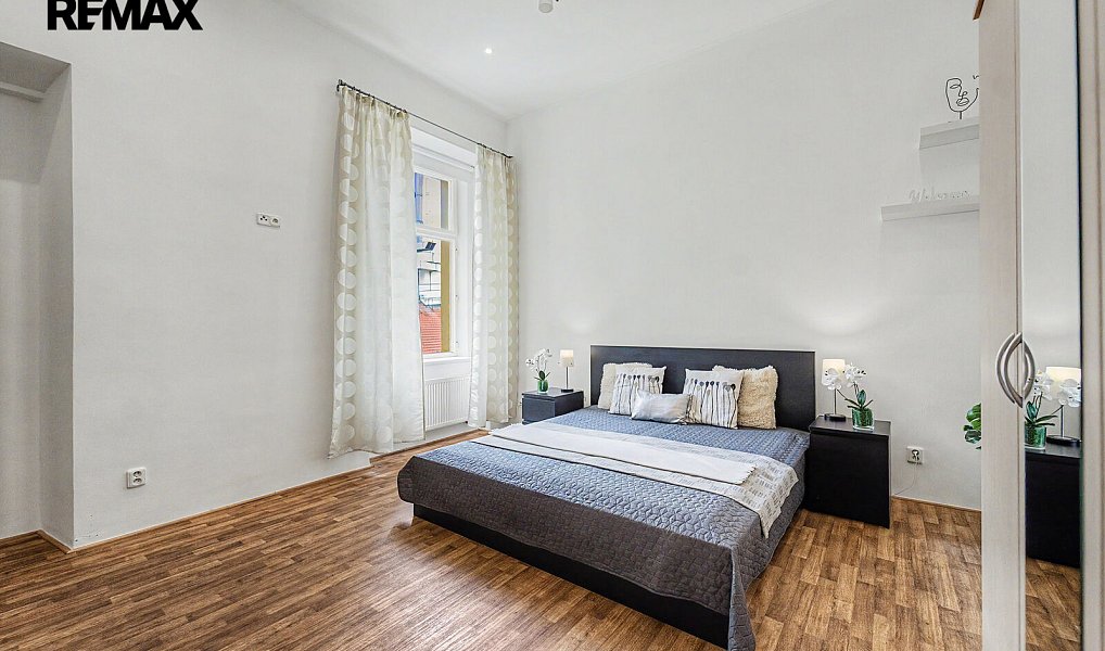 Prodej bytu 2+kk 88 m², Praha – náhled fotky 9