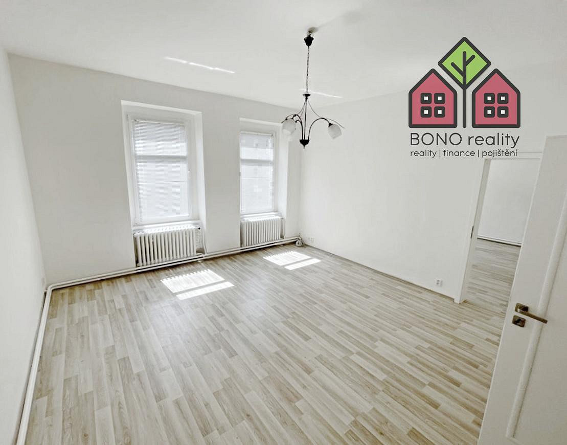 Pronájem bytu 3+1 75 m² – fotografie 2
