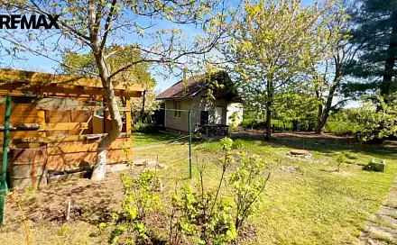 Prodej zahrady 398 m², Praha 6