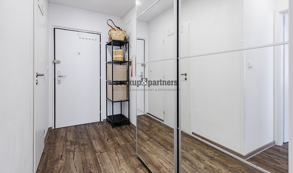 Prodej bytu 2+kk 39 m², Praha – náhled fotky 11