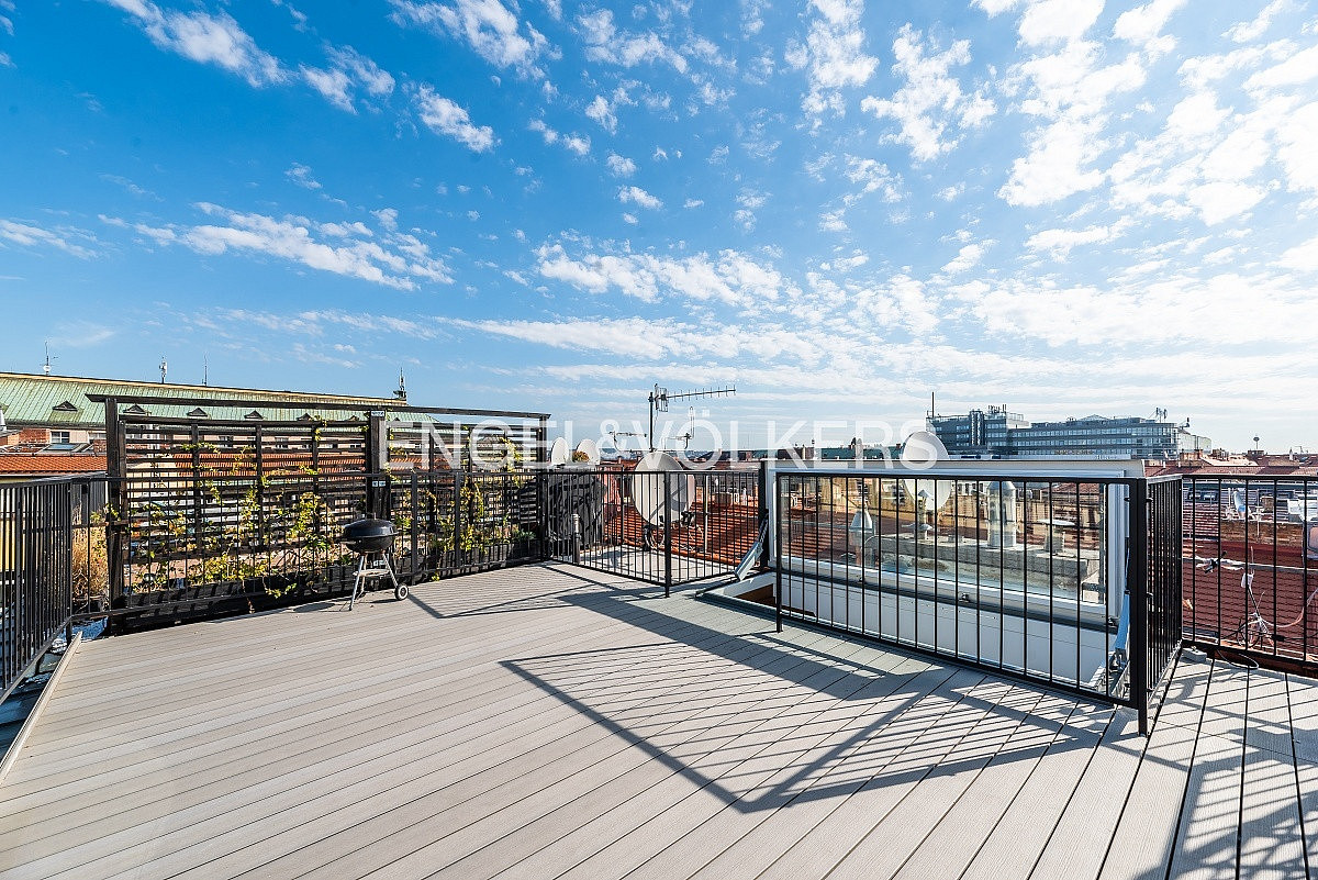 Pronájem bytu 3+kk 102 m²