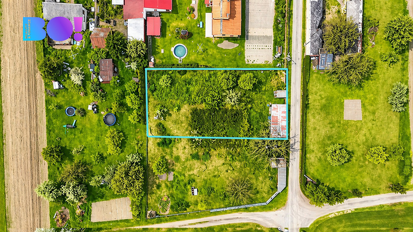 Prodej stavebního pozemku 878 m² – další