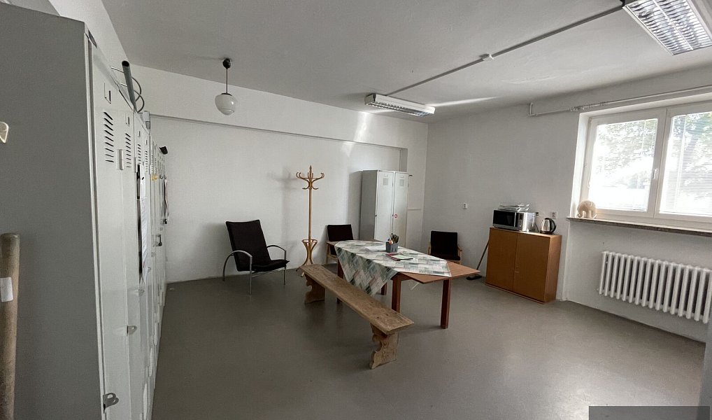 Pronájem skladovacích prostor 1 200 m², Uherský Brod – náhled fotky 5