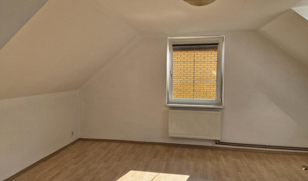Pronájem bytu 3+1 60 m², Kralupy nad Vltavou – náhled fotky 21