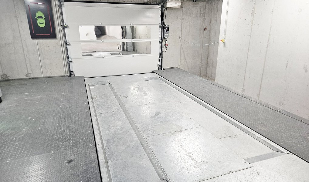 Pronájem garážové stání, 15 m2 - Brno - Zábrdovice, Brno – náhled fotky 2