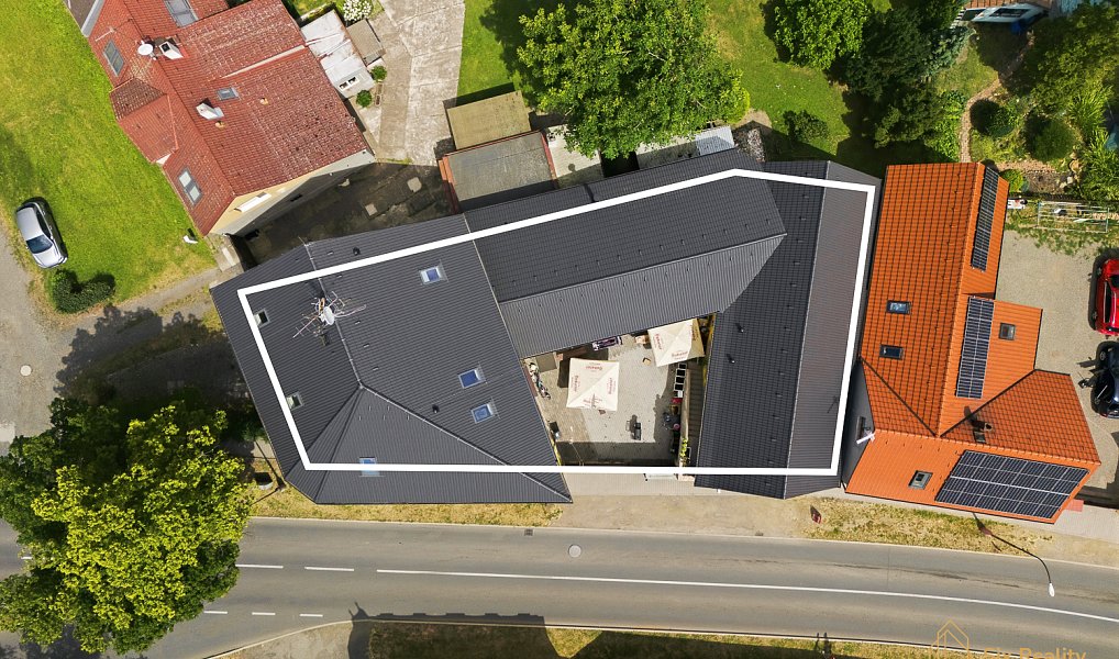 Prodej bytu 3+kk 89 m², Kněževes – náhled fotky 18