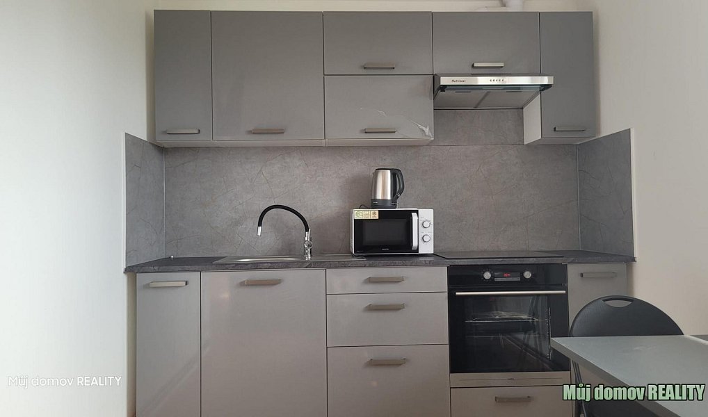 Pronájem bytu 3+kk 65 m², Praha – náhled fotky 16