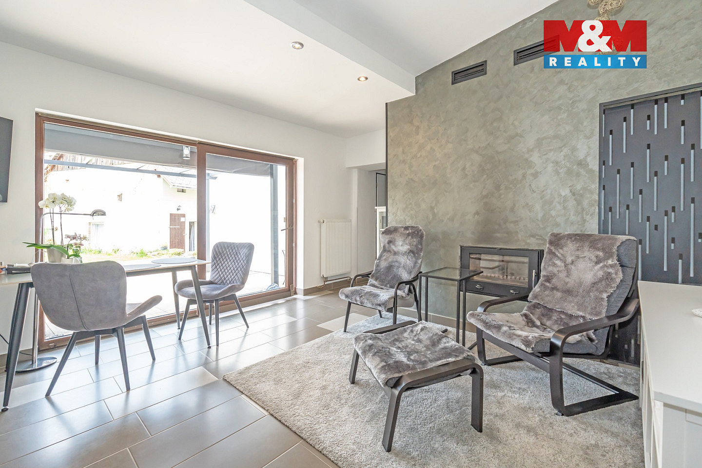 Prodej domu 126 m² s pozemkem 475 m² - View 3
