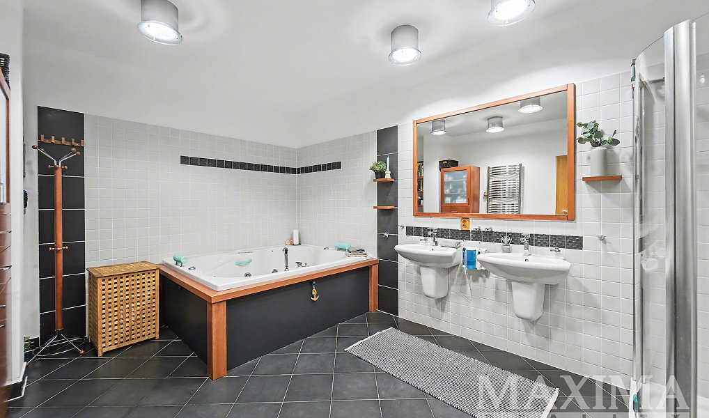 Prodej domu 400 m² s pozemkem 1 508 m², Praha – náhled fotky 20