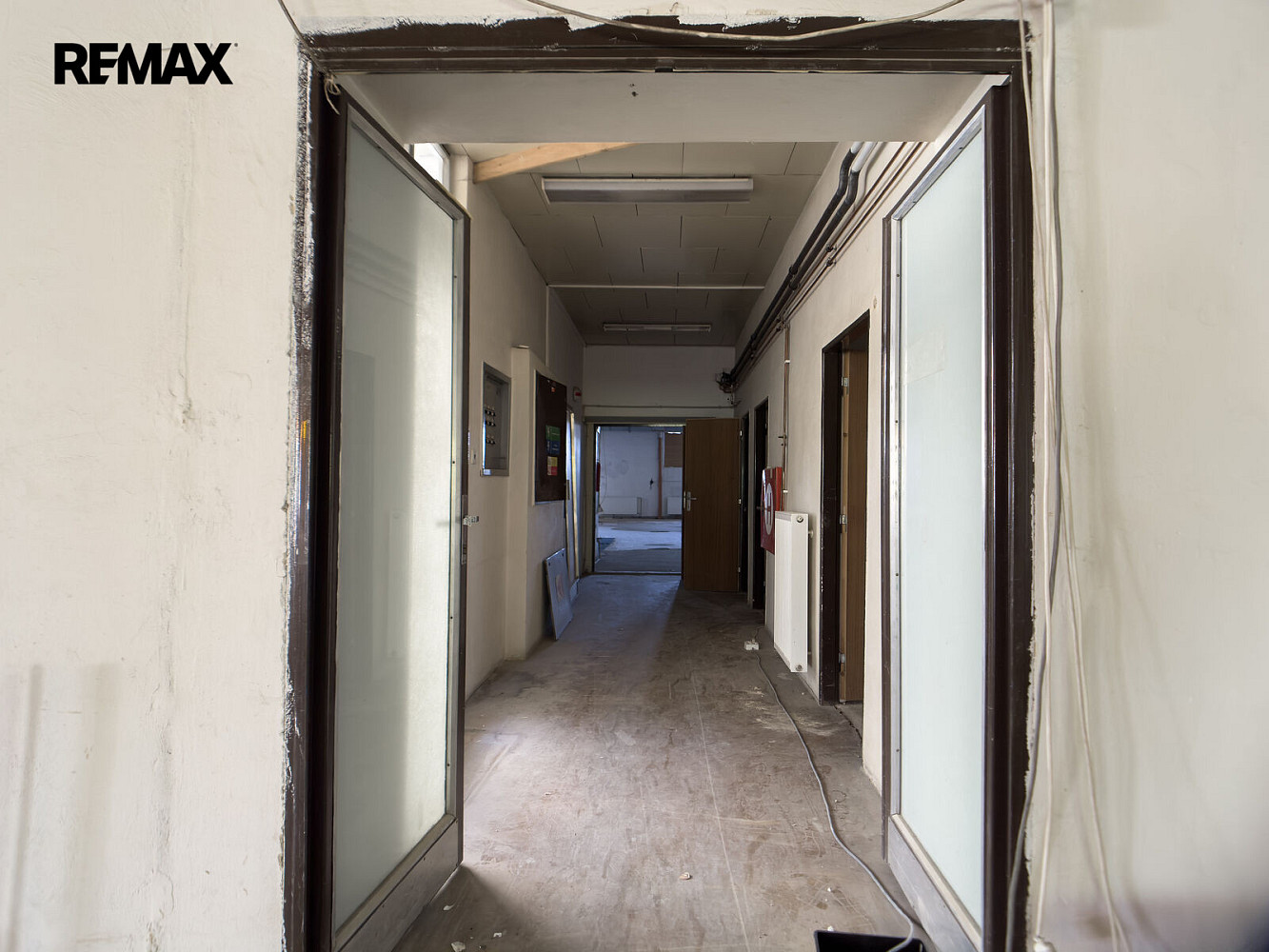Pronájem obchodních prostor 460 m² – fotografie 5