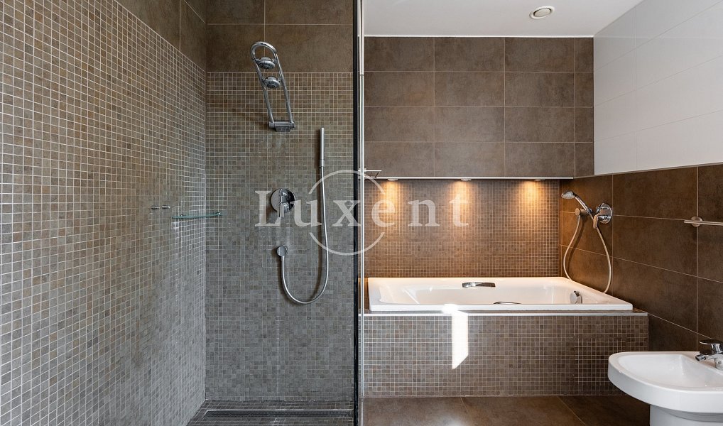 Prodej domu 261 m² s pozemkem 1 135 m², Tuchoměřice – náhled fotky 11