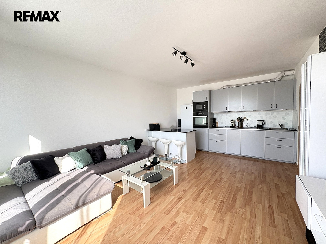 2+kk Apartment in Hostivice, Břve – pohled 2