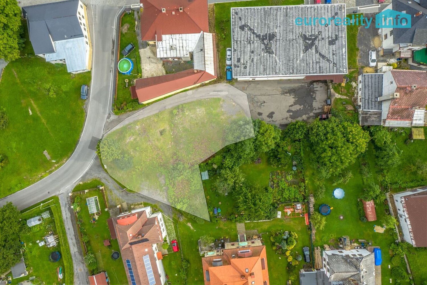 Prodej stavebního pozemku 852 m²