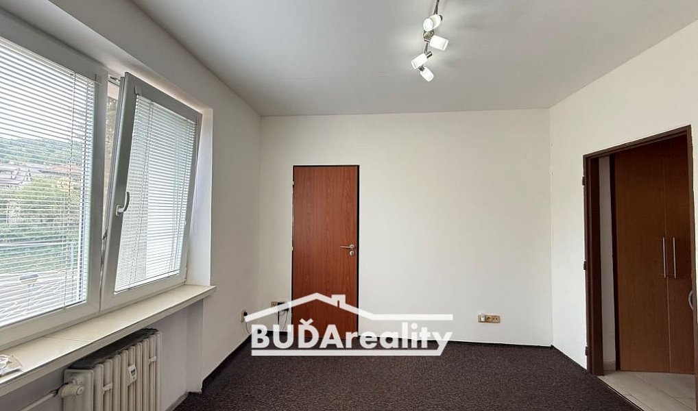 Prodej bytu 2+1 35 m², Zlín – náhled fotky 5