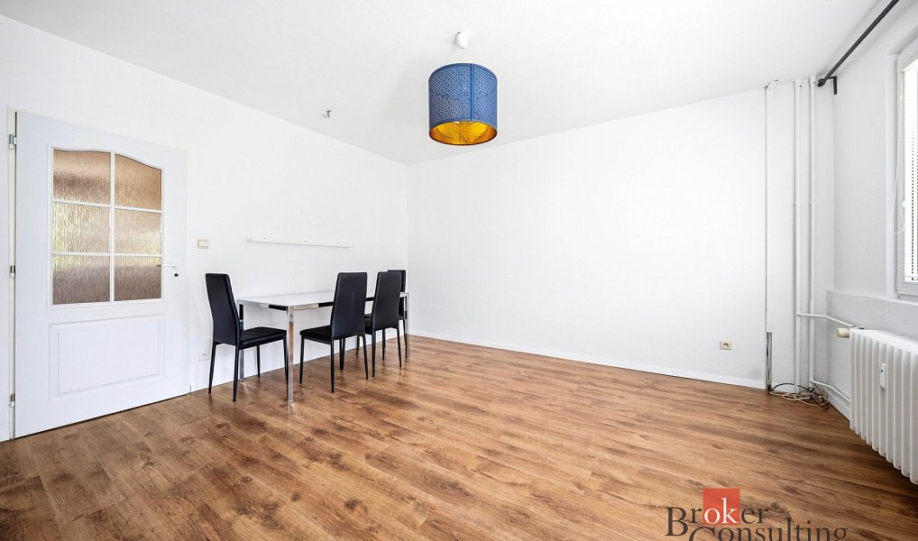 Pronájem bytu 3+1 56 m², Hradec Králové – náhled fotky 8