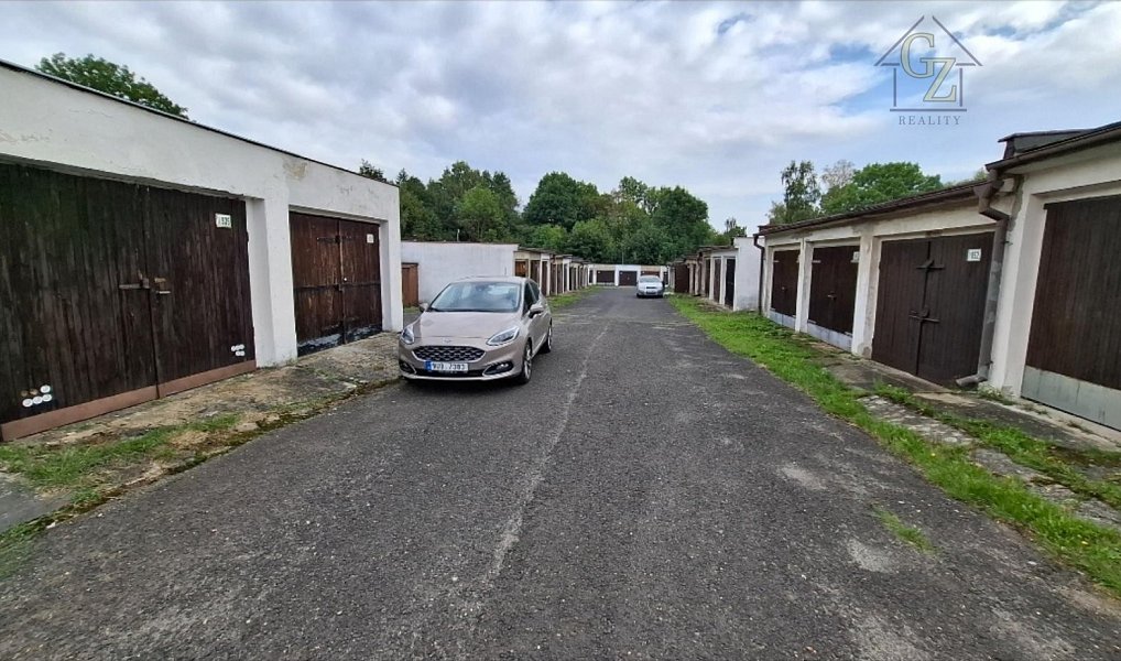 Družstevní garáž v Litvínově Na Pavlu II zabezpečený areál, Litvínov – náhled fotky 6